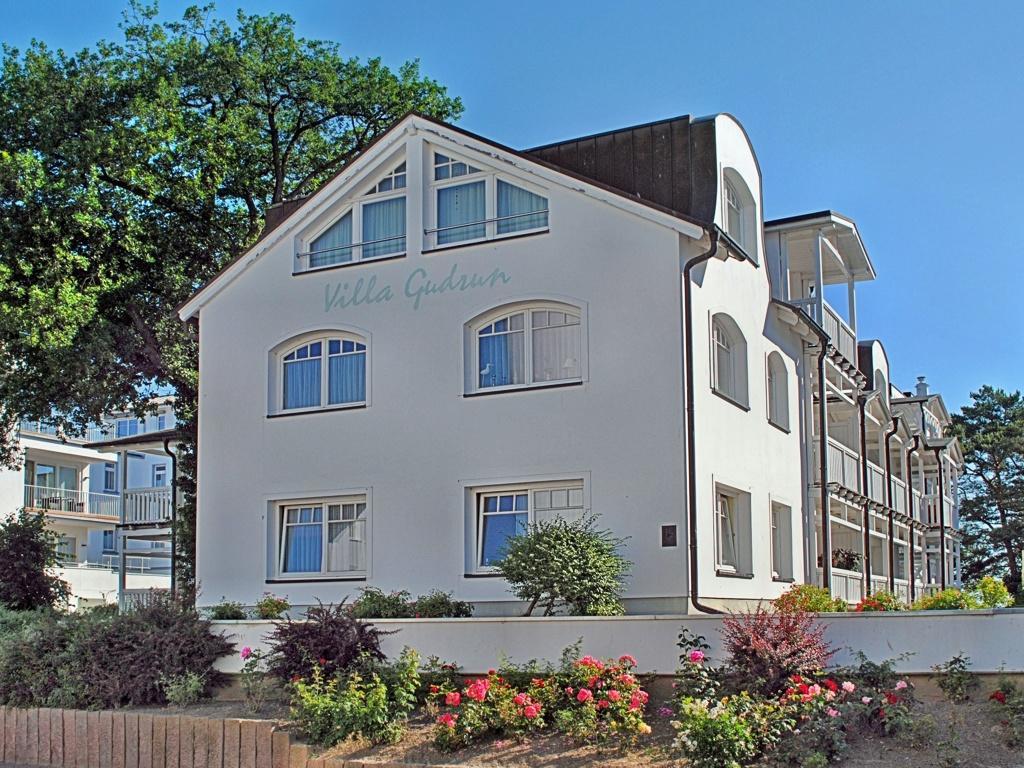 Strandvilla Gudrun Zur Meerseite Mit Balkon Binz Bagian luar foto